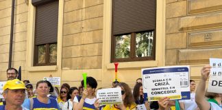 Federațiile sindicale din învățământ strâng semnături pentru abrogarea Legii Bolojan care „a aruncat sistemul educațional în criză”