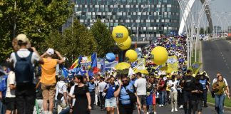 Miting și marș de protest al profesorilor în Capitală. Mii de cadre didactice au ieșit în stradă. Liderii sindicali: Greva generală nu este exclusă